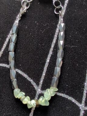 Faceted Hematite and Pale Green Prehnite Chip Bracelet